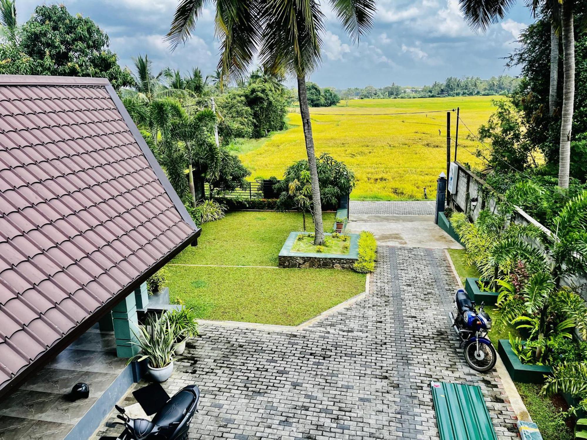 Aura Villa Polonnaruwa Exterior photo